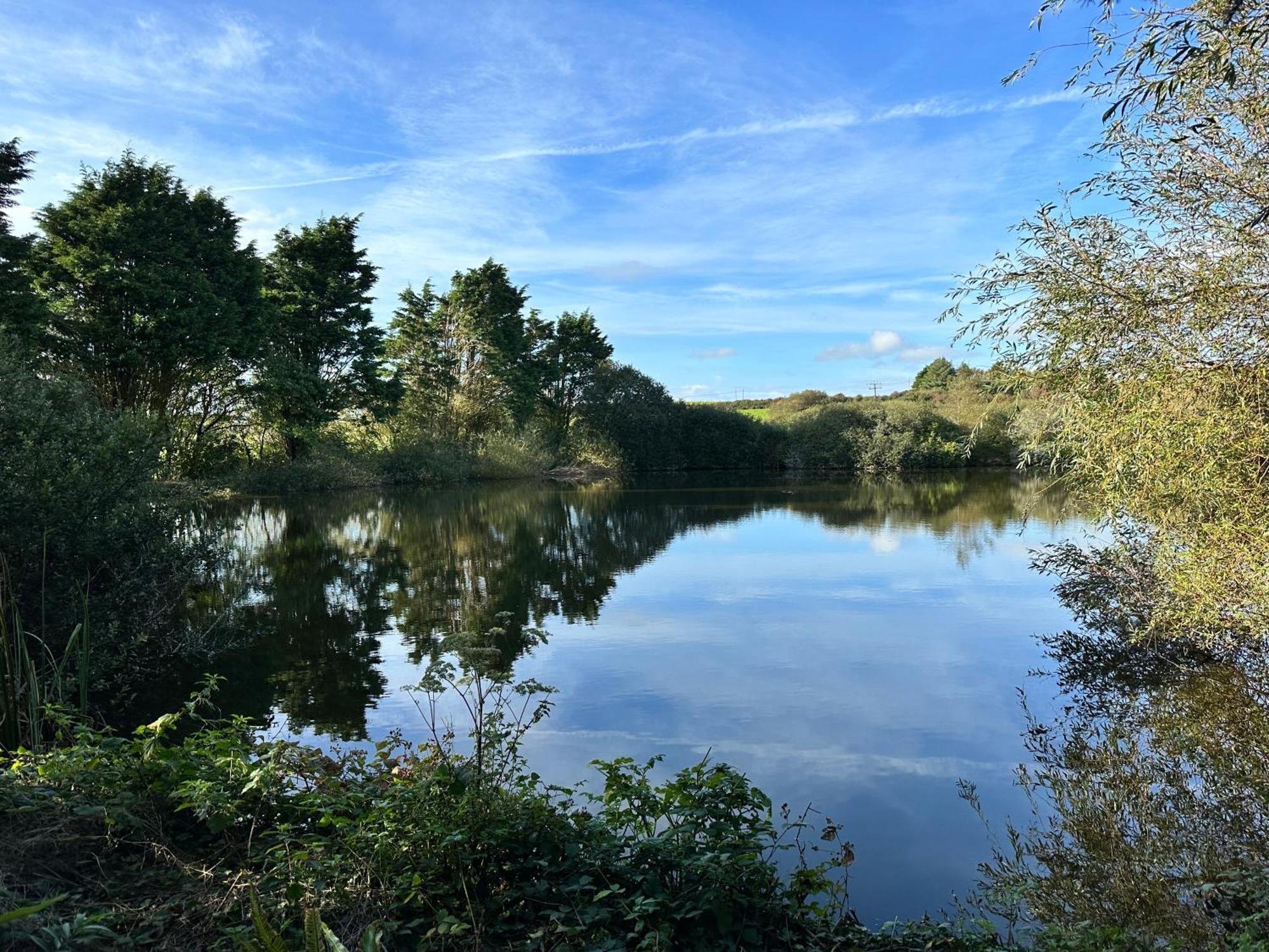 Lakeside Glamping Firecrest St Columb Major Exterior photo