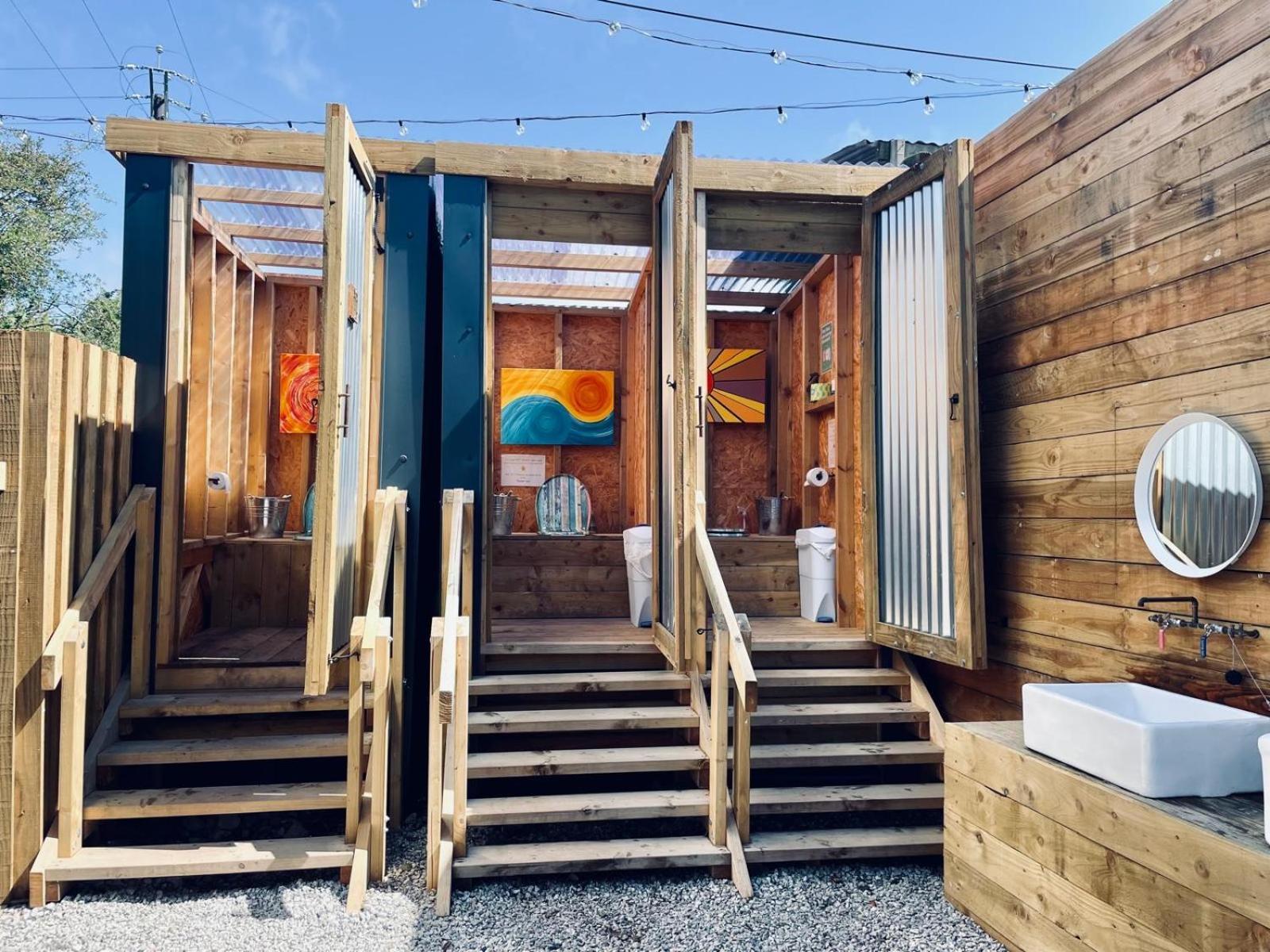 Lakeside Glamping Firecrest St Columb Major Exterior photo