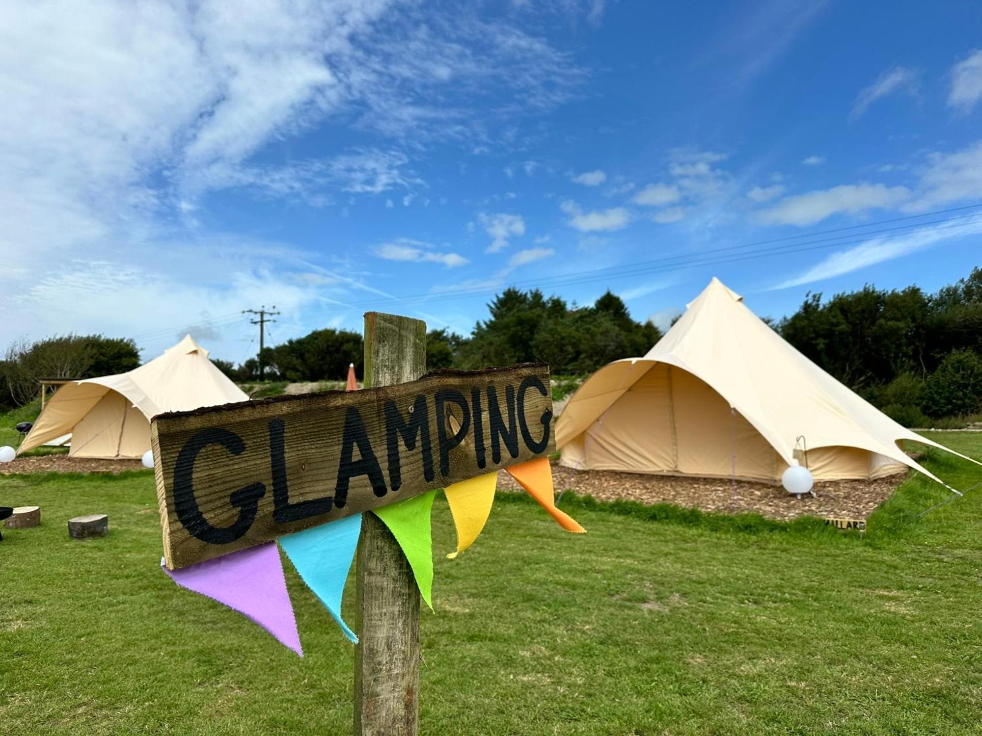 Lakeside Glamping Firecrest St Columb Major Exterior photo