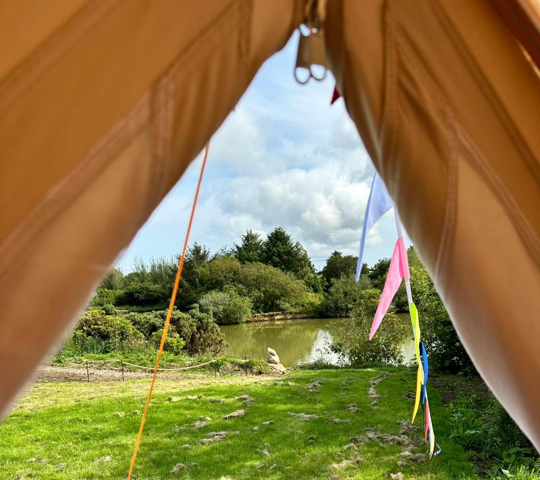 Lakeside Glamping Firecrest St Columb Major Exterior photo