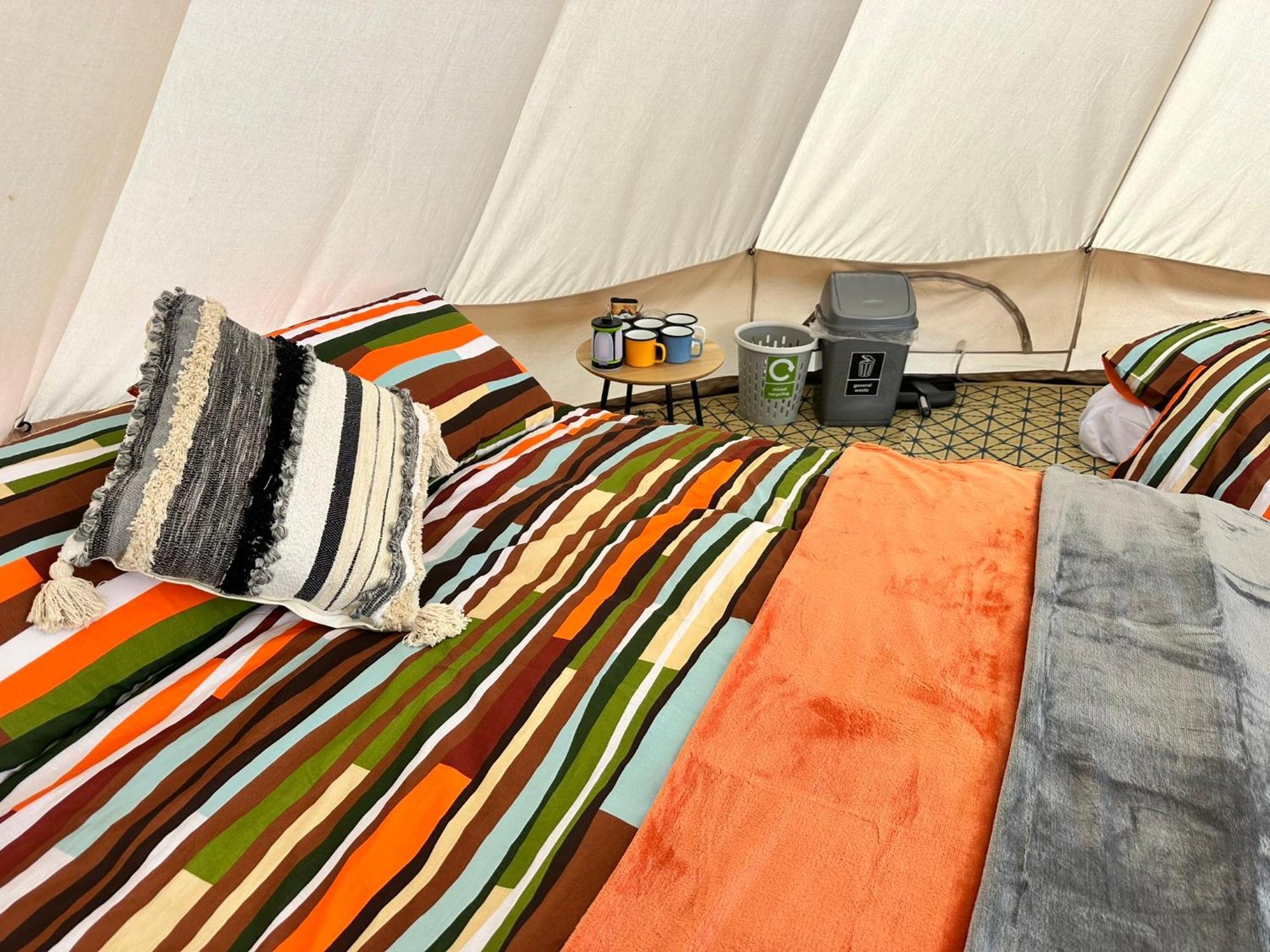 Lakeside Glamping Firecrest St Columb Major Exterior photo